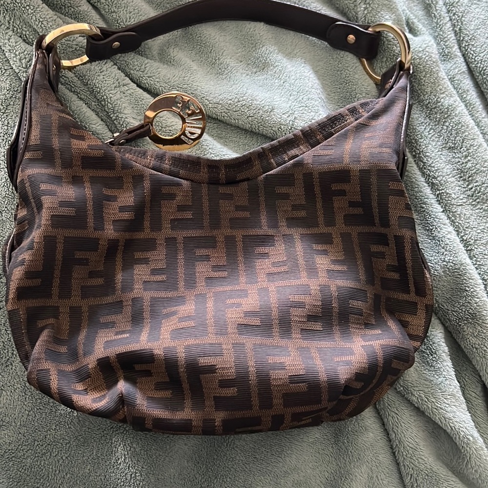 Classic Fendi Shoulder bag